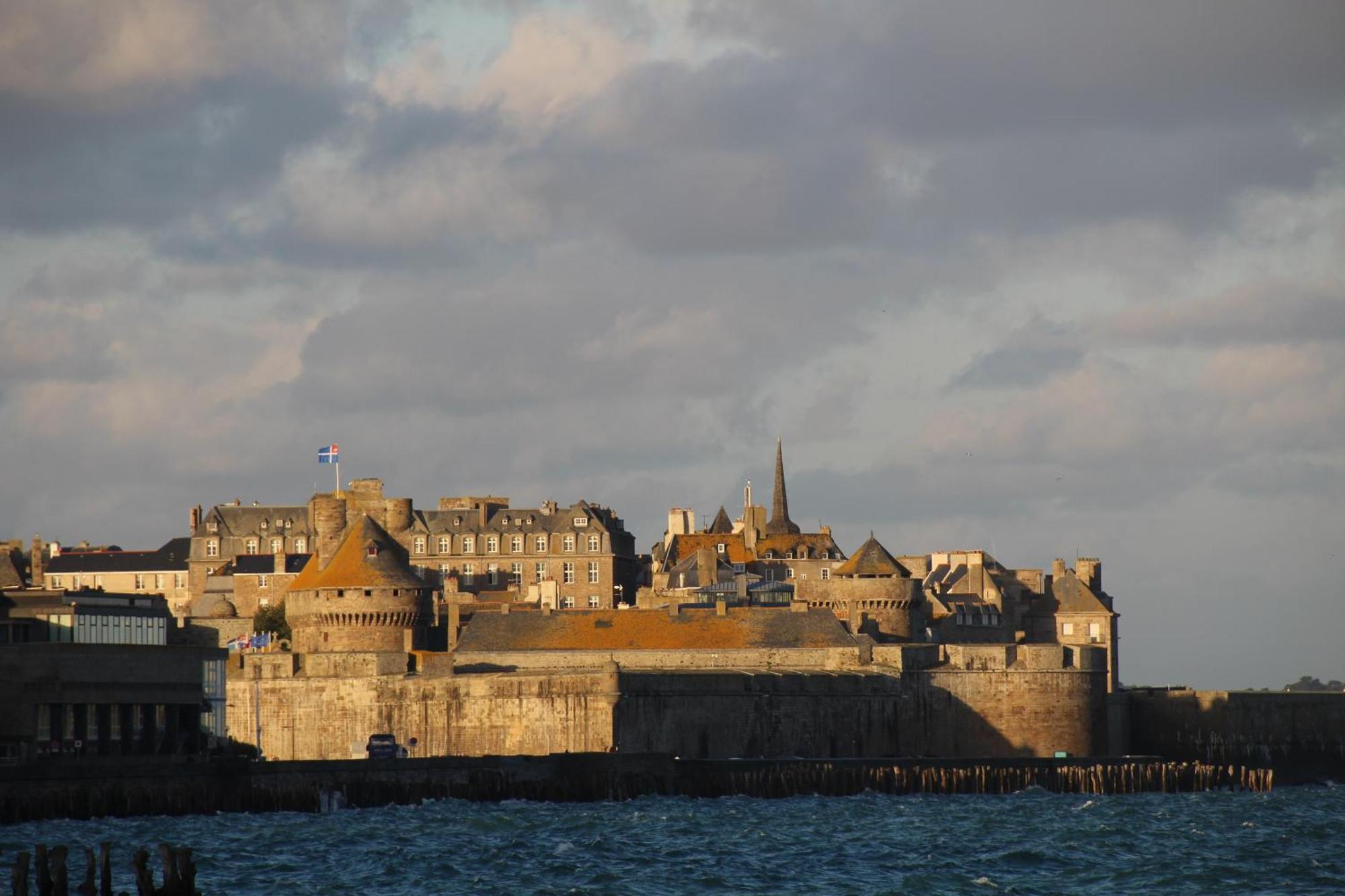 Les Trauchandieres De Saint Malo B&B 외부 사진